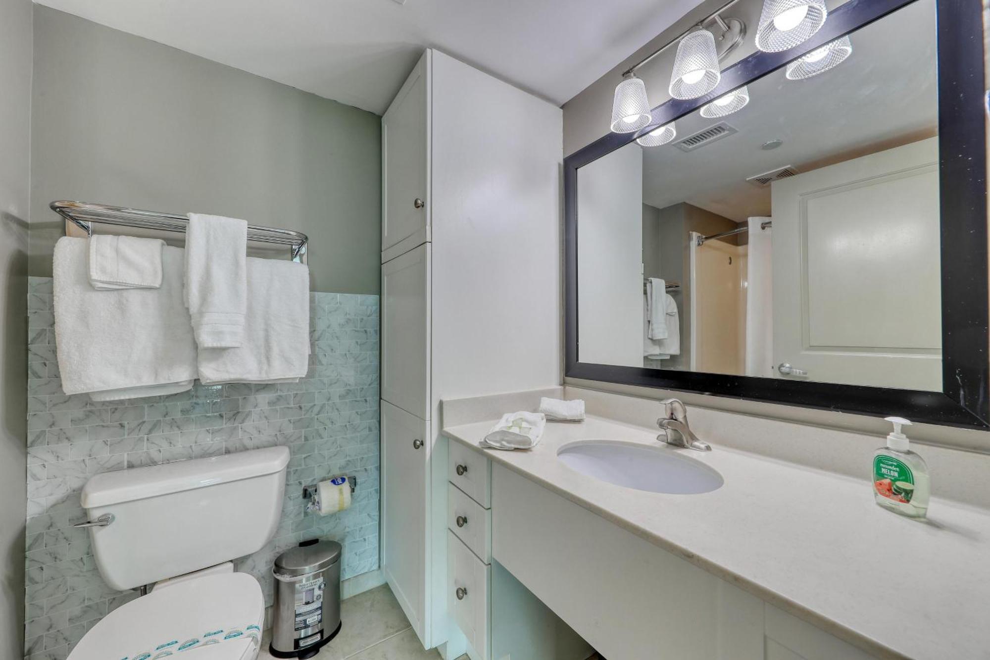 107 S Ocean Blvd, 0308 - Ocean Front Sleeps 6 Villa Myrtle Beach Exteriör bild