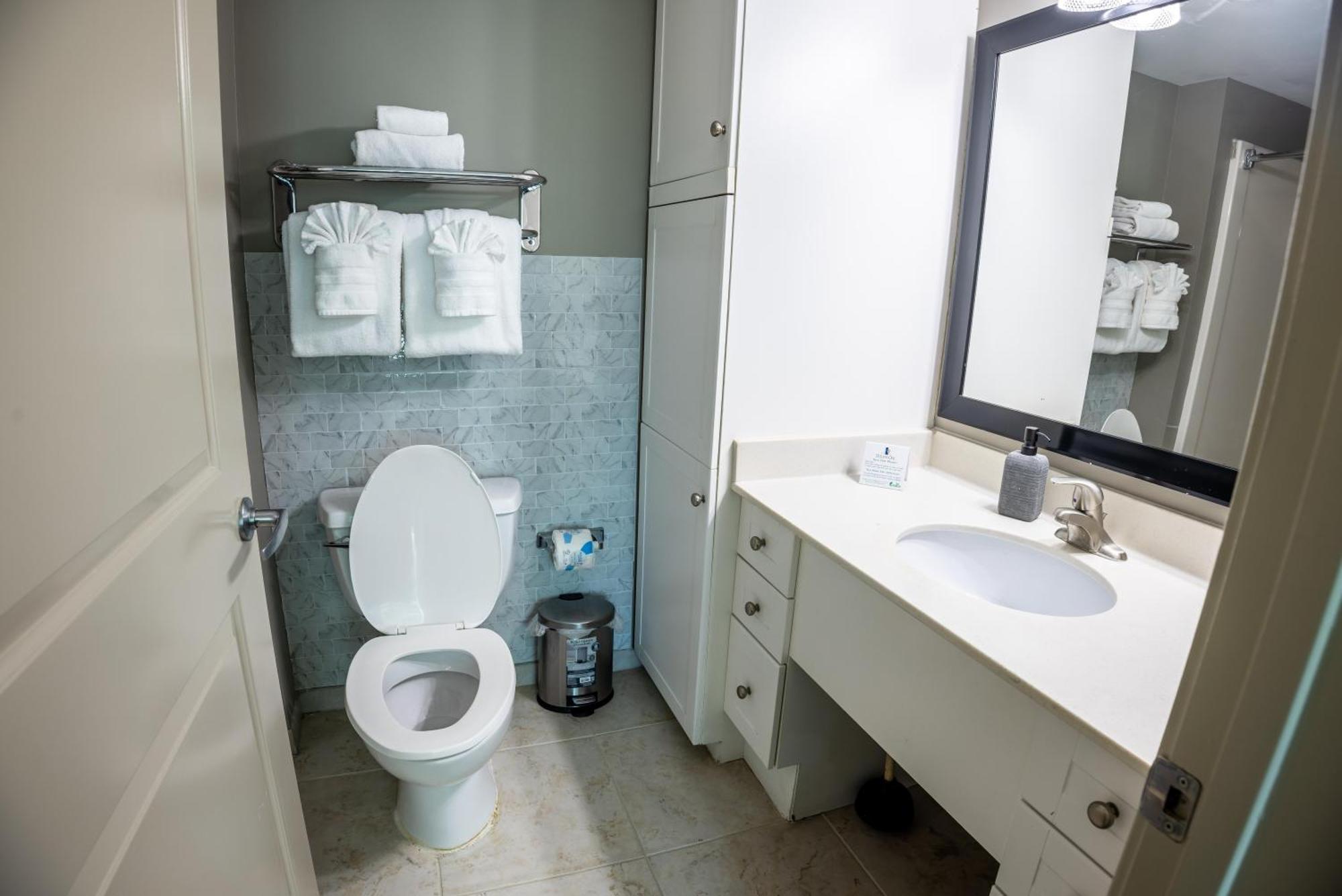 107 S Ocean Blvd, 0308 - Ocean Front Sleeps 6 Villa Myrtle Beach Exteriör bild