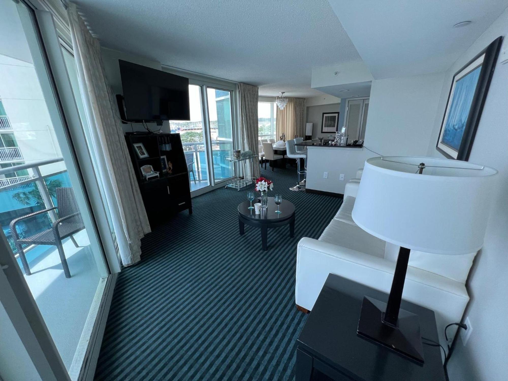 107 S Ocean Blvd, 0308 - Ocean Front Sleeps 6 Villa Myrtle Beach Exteriör bild